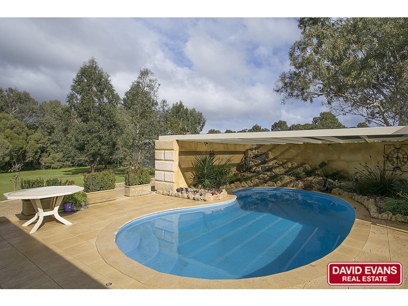 76 Ferguson Road, Gingin WA 6503