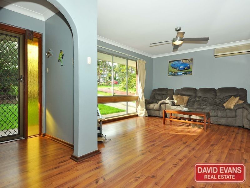 9 Wallawa Street, Wanneroo WA 6065