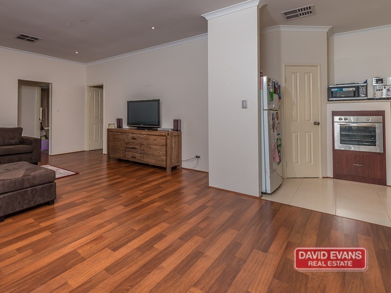 6 Vosnacos Way, Tapping WA 6065