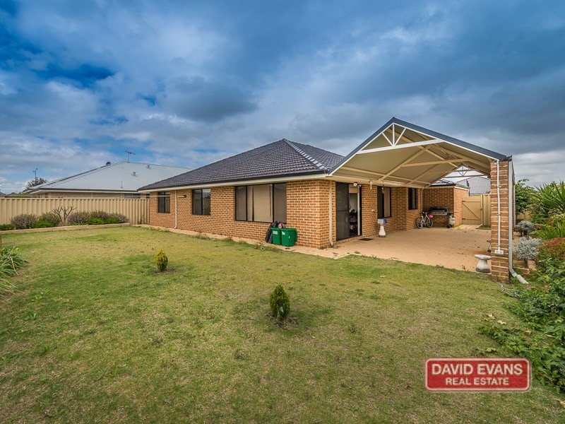 6 Vosnacos Way, Tapping WA 6065