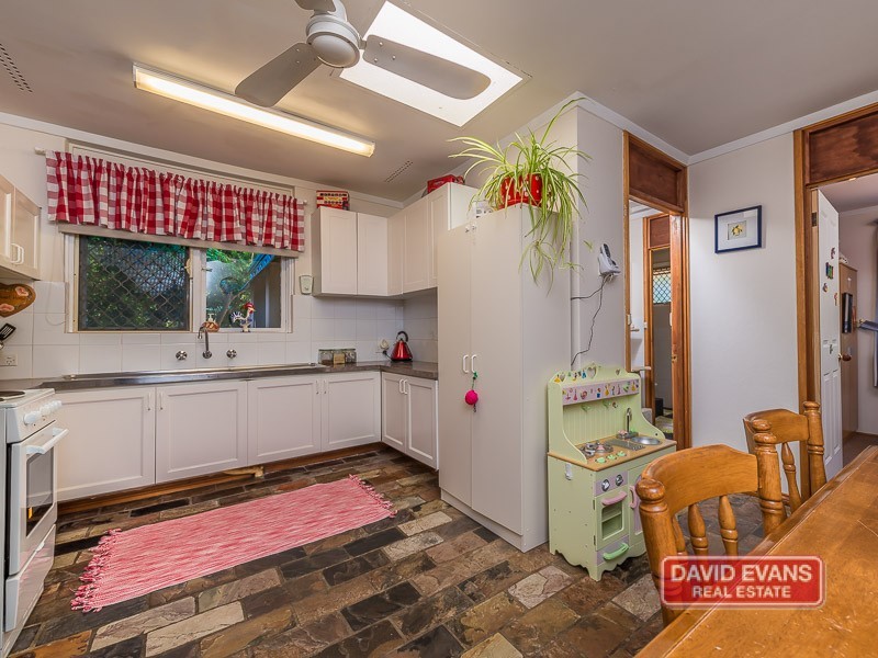 11B Neville Drive, Wanneroo WA 6065