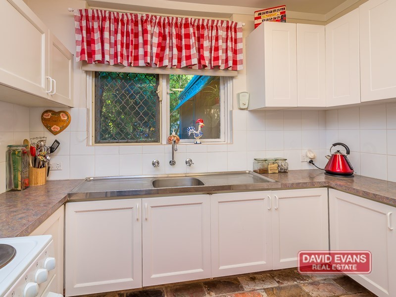 11B Neville Drive, Wanneroo WA 6065