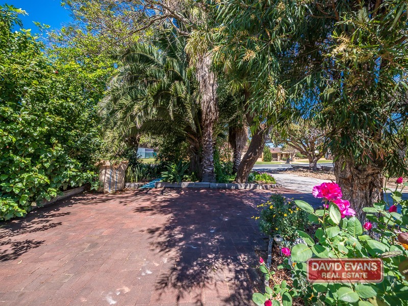 11B Neville Drive, Wanneroo WA 6065