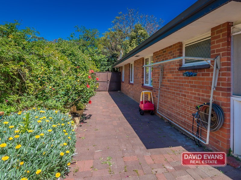 11B Neville Drive, Wanneroo WA 6065