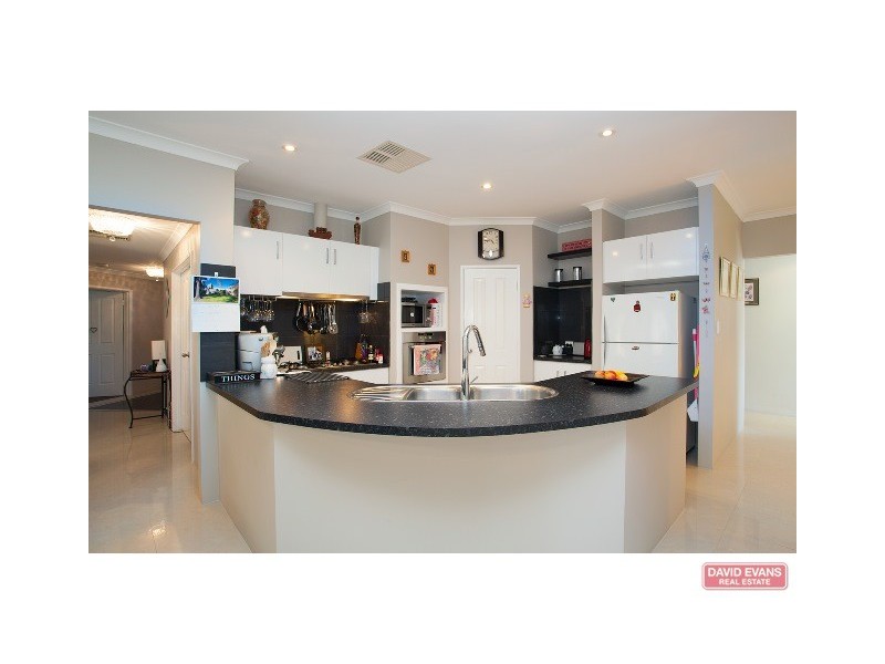 23 Kirkcaldy Terrace, Hocking WA 6065