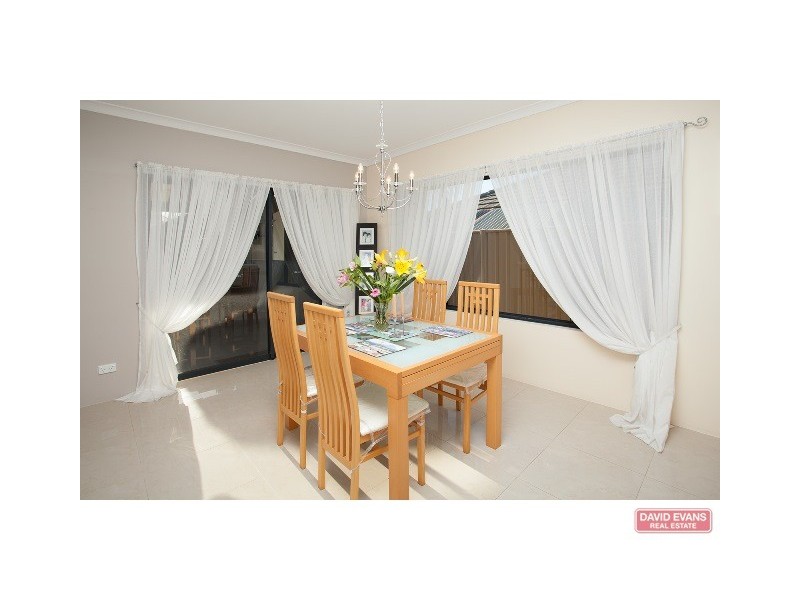 23 Kirkcaldy Terrace, Hocking WA 6065