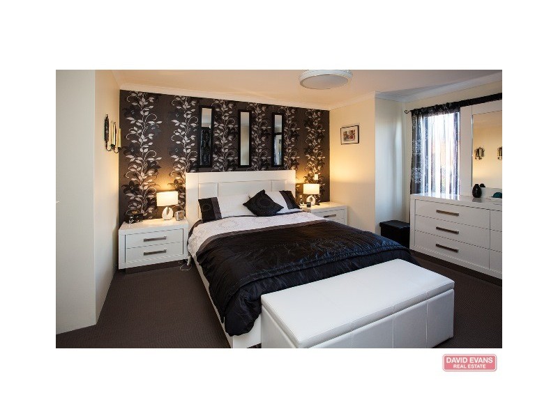 23 Kirkcaldy Terrace, Hocking WA 6065