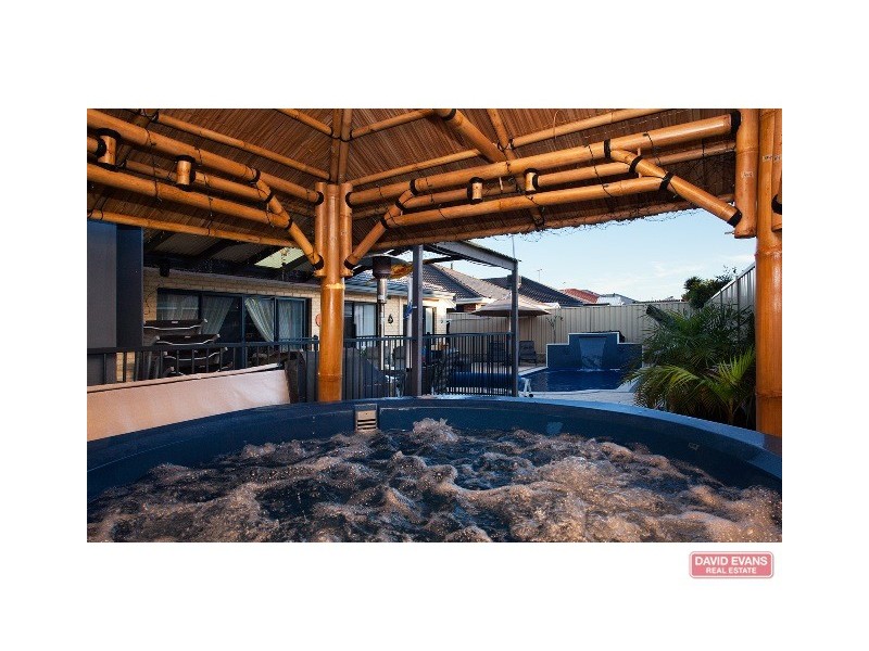 23 Kirkcaldy Terrace, Hocking WA 6065