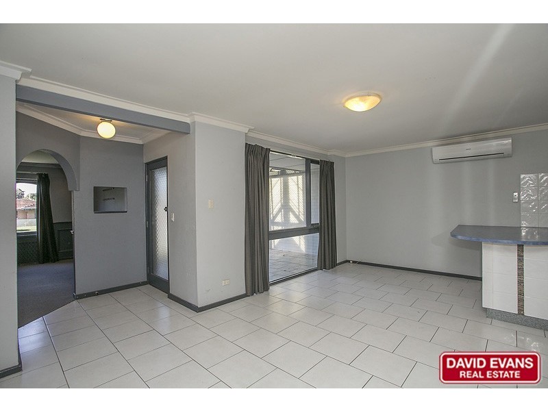 5 Dallas Crescent, Wanneroo WA 6065