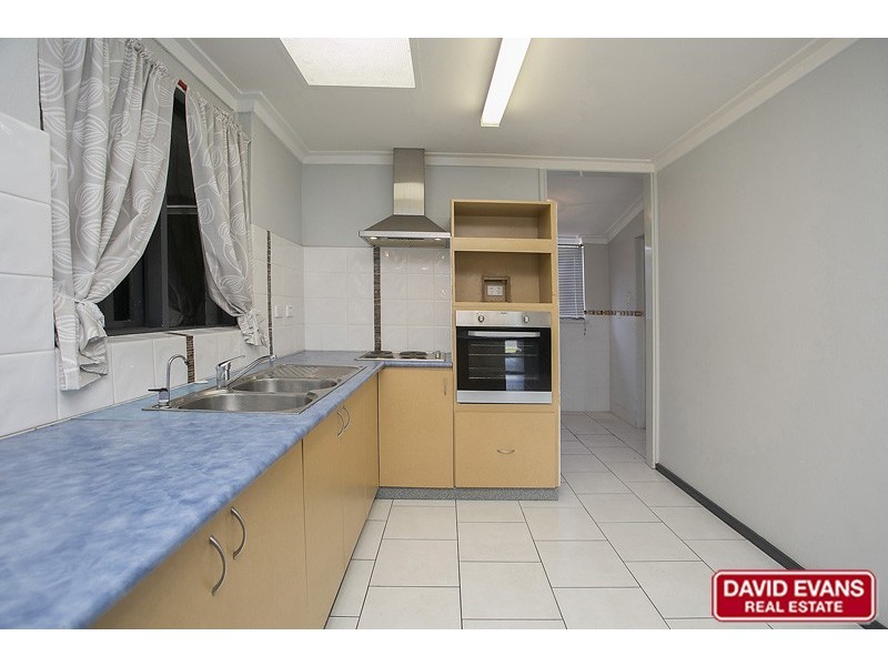 5 Dallas Crescent, Wanneroo WA 6065