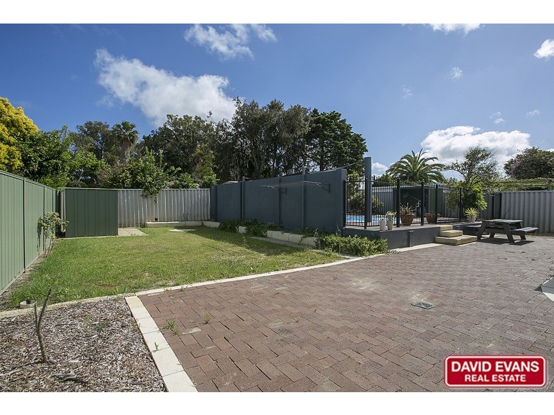 5 Dallas Crescent, Wanneroo WA 6065