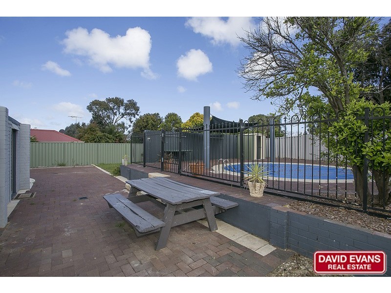 5 Dallas Crescent, Wanneroo WA 6065