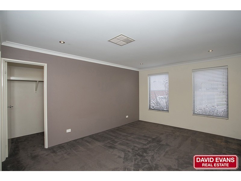 6 Zeppelin Way, Tapping WA 6065