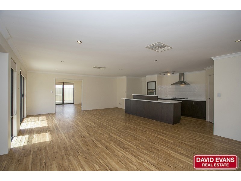 6 Zeppelin Way, Tapping WA 6065