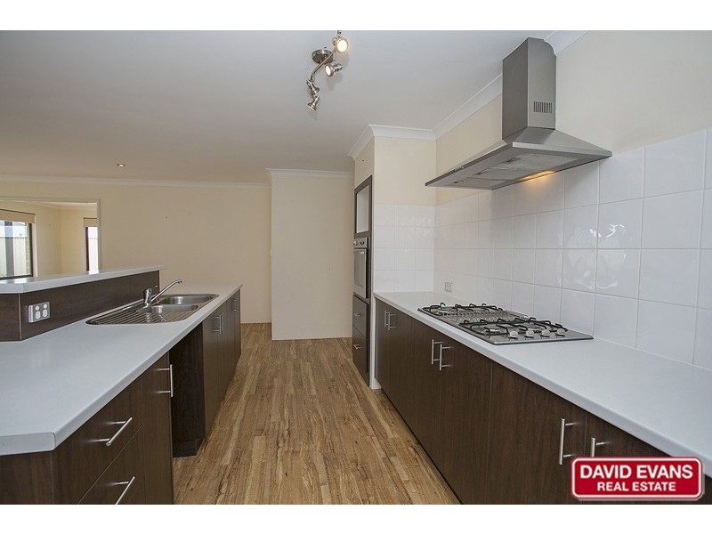 6 Zeppelin Way, Tapping WA 6065