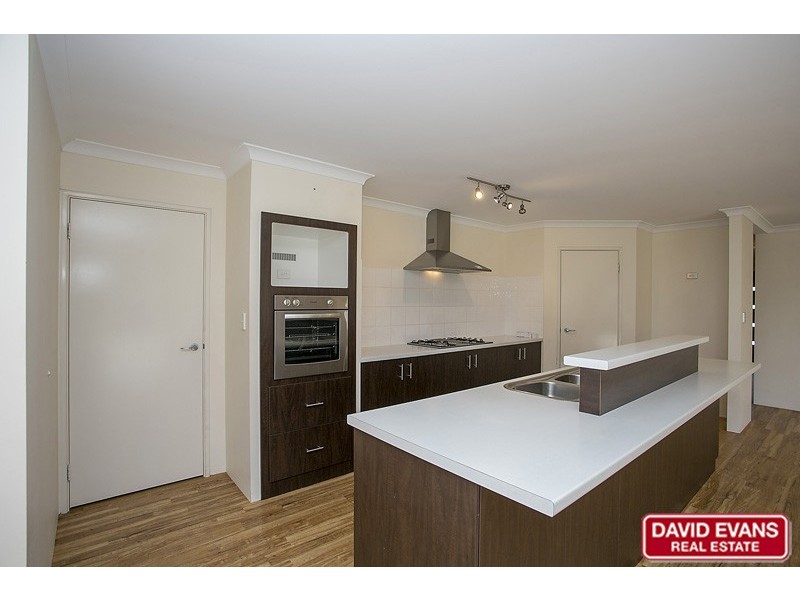 6 Zeppelin Way, Tapping WA 6065