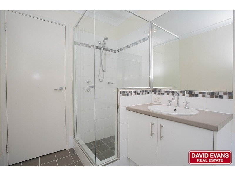 6 Zeppelin Way, Tapping WA 6065