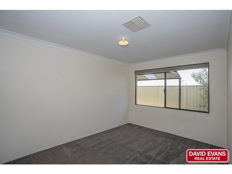 6 Zeppelin Way, Tapping WA 6065