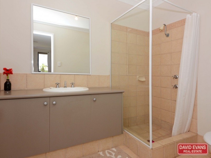 25 Mulwarrie Circle, Wanneroo WA 6065