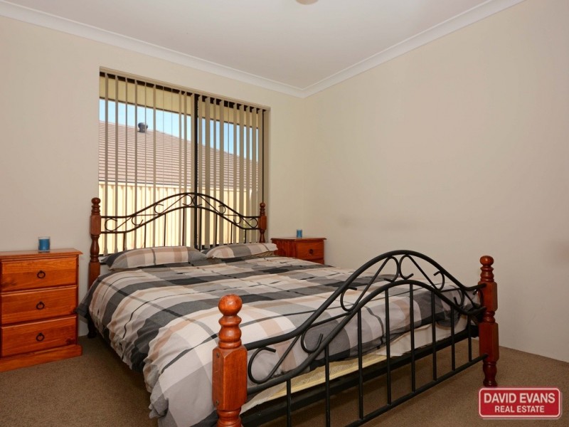 25 Mulwarrie Circle, Wanneroo WA 6065
