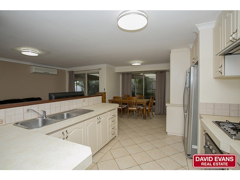 5 Griffiths Road, Sinagra WA 6065