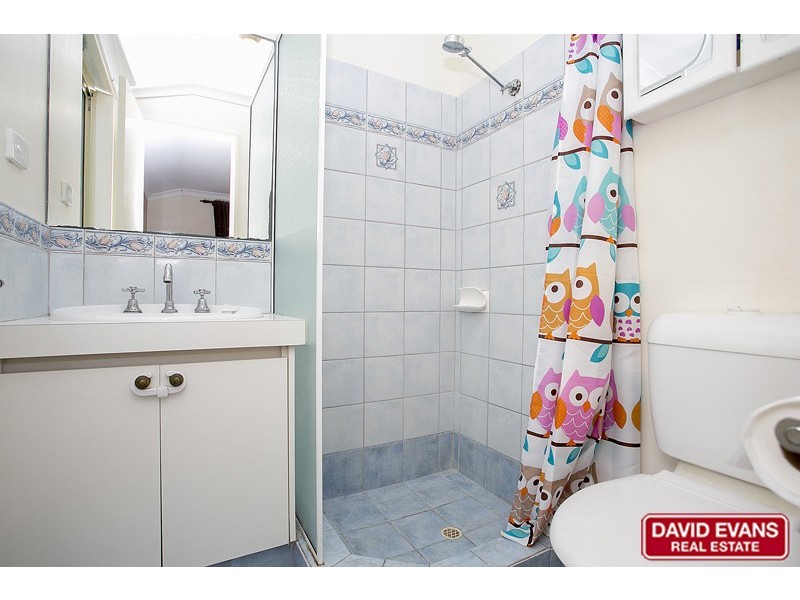 5 Griffiths Road, Sinagra WA 6065