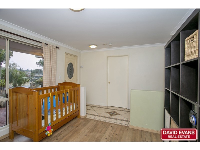 5 Griffiths Road, Sinagra WA 6065