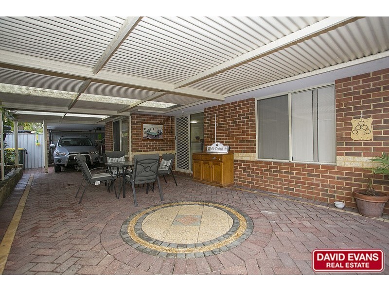 5 Griffiths Road, Sinagra WA 6065