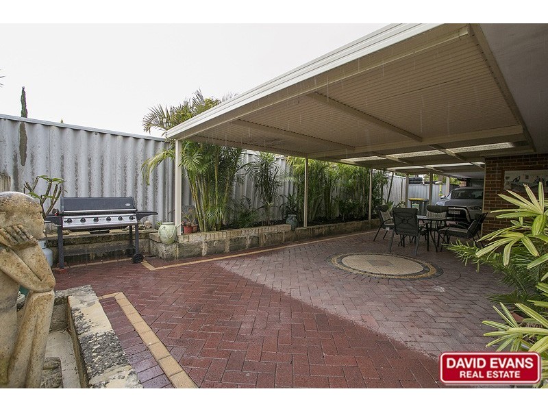 5 Griffiths Road, Sinagra WA 6065