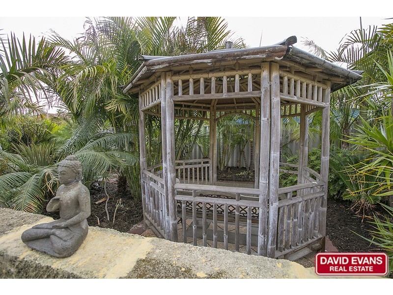 5 Griffiths Road, Sinagra WA 6065