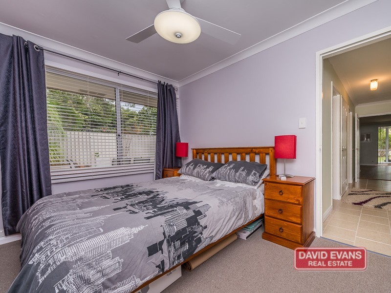 21B Galeru Place, Wanneroo WA 6065