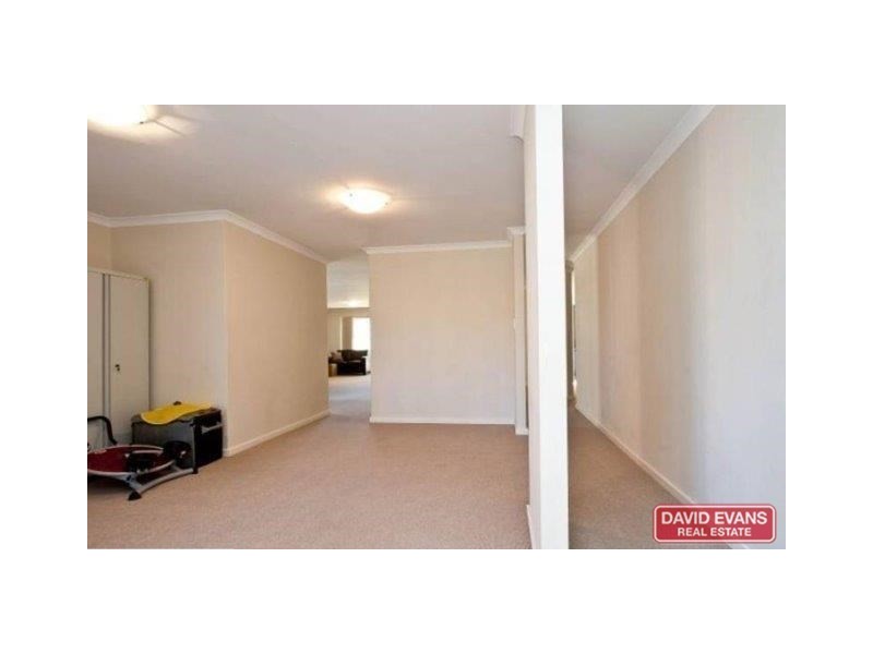 36 Bonannella Entrance, Sinagra WA 6065