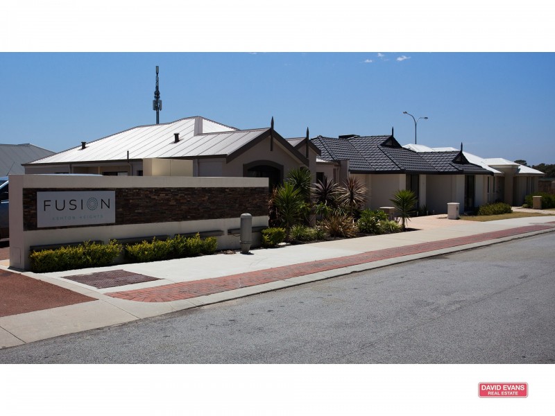 26/15 Crosthwait Circle, Tapping WA 6065