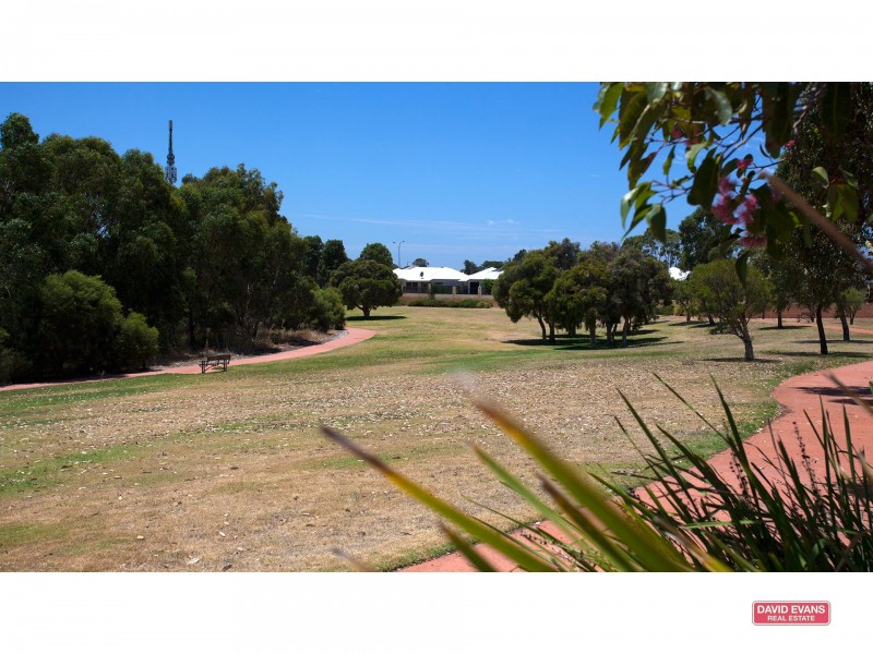 26/15 Crosthwait Circle, Tapping WA 6065