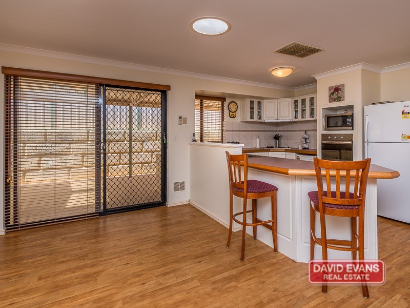 77 Manchester Drive, Hocking WA 6065