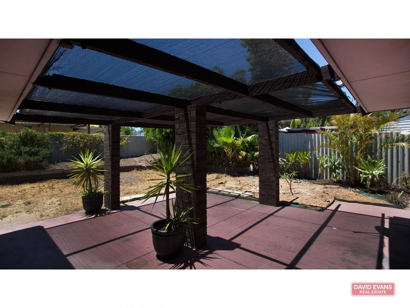 2 Nolyang Crescent, Wanneroo WA 6065