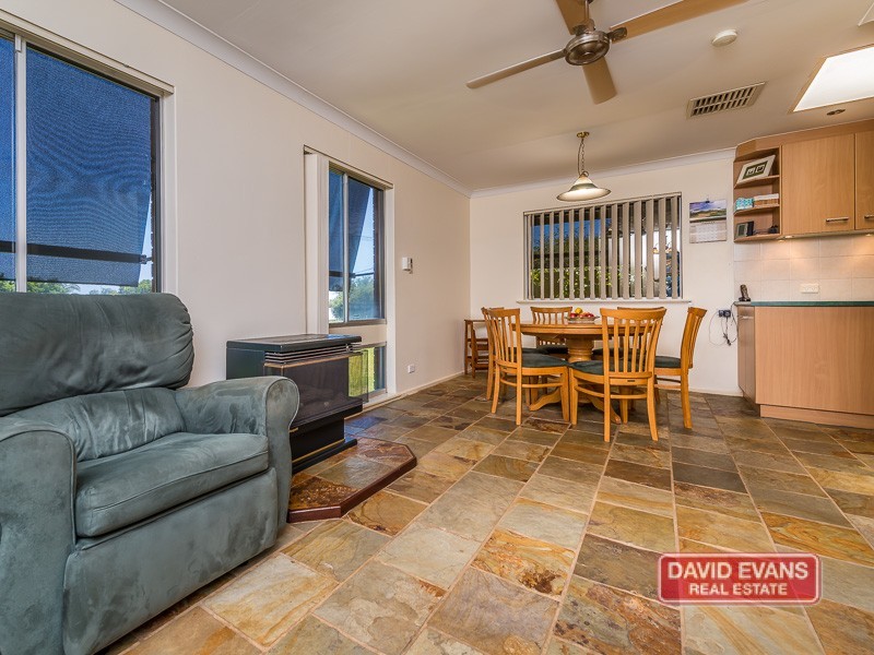 17 Topeka Place, Wanneroo WA 6065