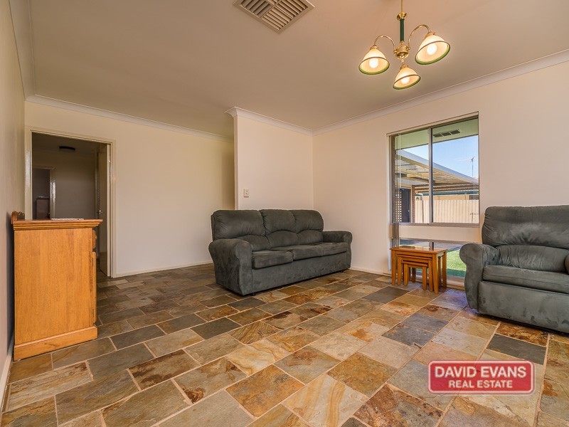 17 Topeka Place, Wanneroo WA 6065