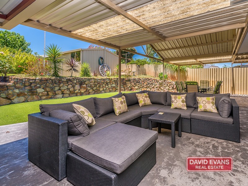 17 Topeka Place, Wanneroo WA 6065