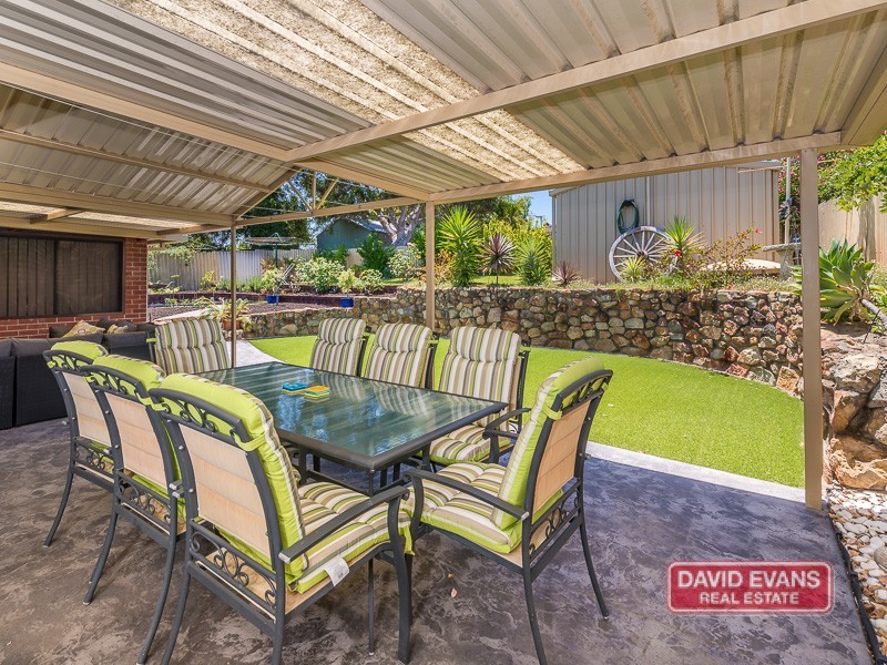 17 Topeka Place, Wanneroo WA 6065