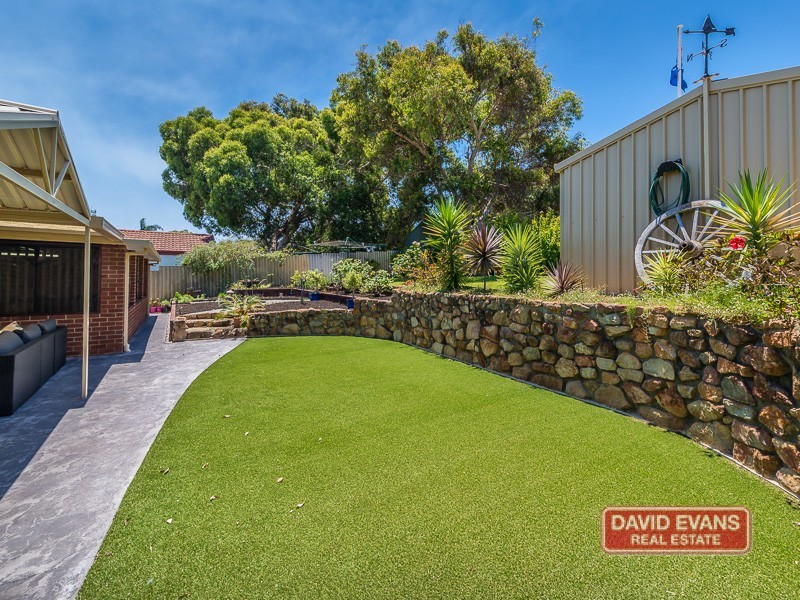 17 Topeka Place, Wanneroo WA 6065