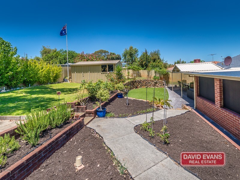 17 Topeka Place, Wanneroo WA 6065