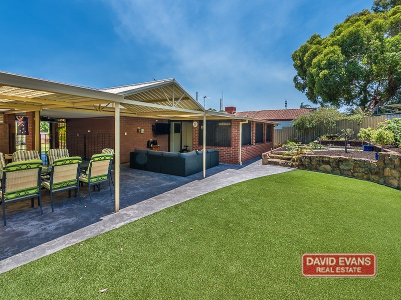17 Topeka Place, Wanneroo WA 6065