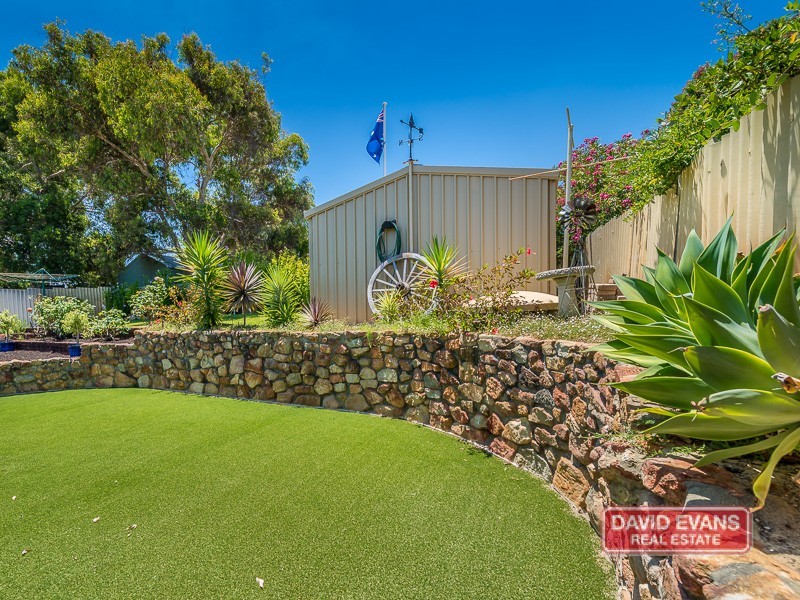 17 Topeka Place, Wanneroo WA 6065