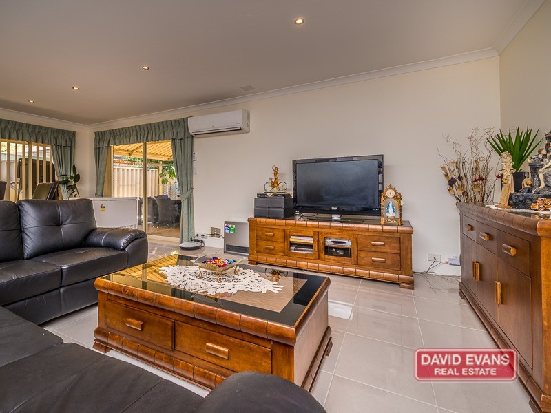 14 Wyola Lane, Wanneroo WA 6065