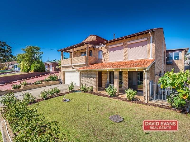 14 Jindinga Way, Wanneroo WA 6065