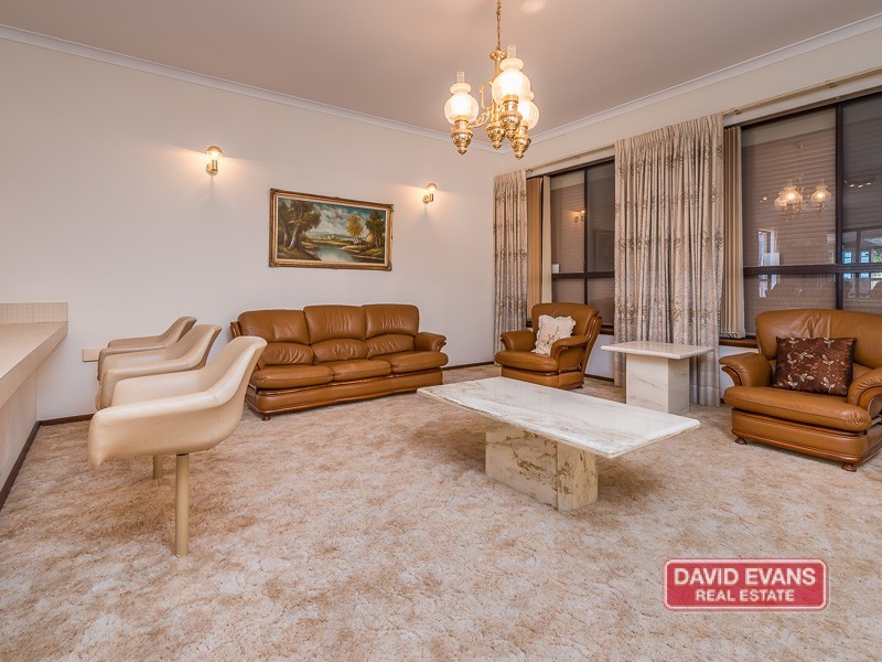 14 Jindinga Way, Wanneroo WA 6065