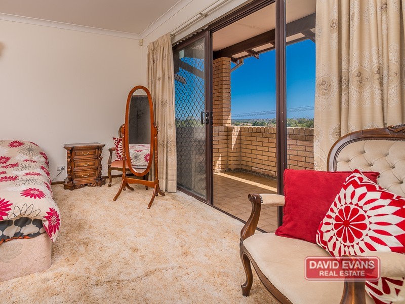 14 Jindinga Way, Wanneroo WA 6065