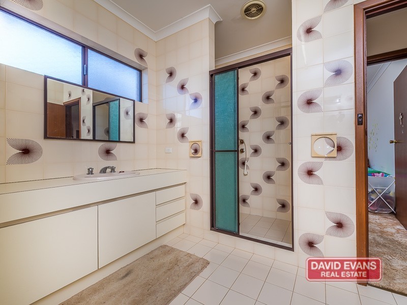 14 Jindinga Way, Wanneroo WA 6065