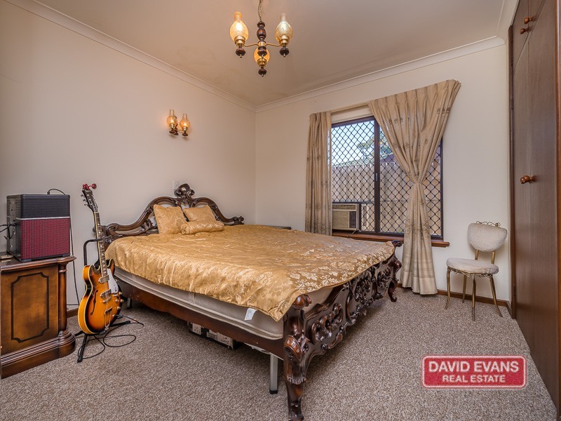 14 Jindinga Way, Wanneroo WA 6065